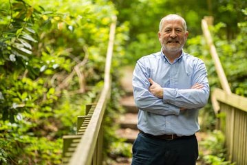 Fizz, don’t flush! Northern Ireland entrepreneur creates a world first, water saving tablet