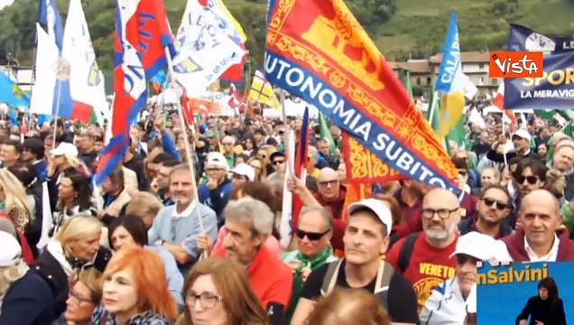 Open Arms, Fugatti a Pontida: Salvini a processo per aver fatto gli interessi del Paese