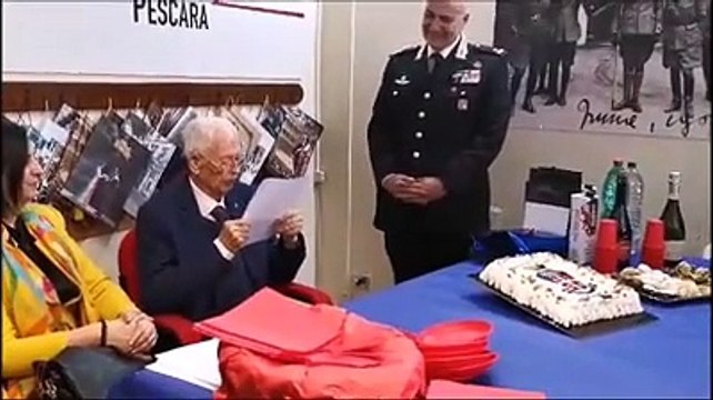 L'emozione per i 100 anni del carabiniere Abramo Rossi: Per sempre giustizia, libert? e solidariet?