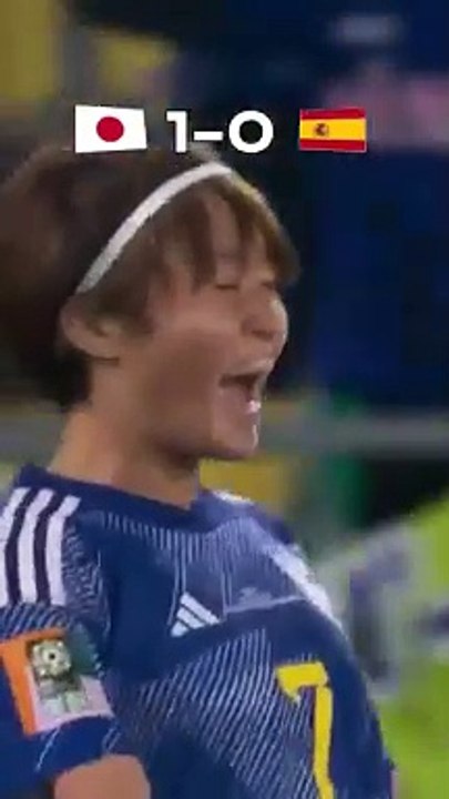 Japan defeats Spain at the World Cup