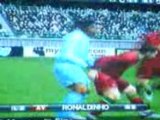 Pes ralenti ronaldinho encule petit