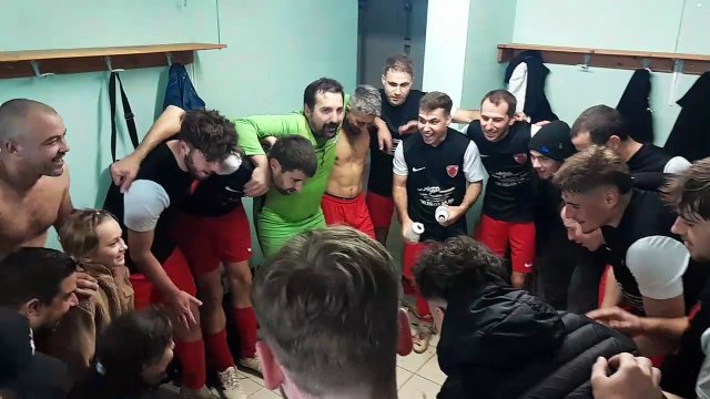 LE VESTIAIRE DE L'AS DU PIC APRÈS LA VICTOIRE FACE AU FC MUZOLAIS DIMANCHE 06 OCTOBRE 2024