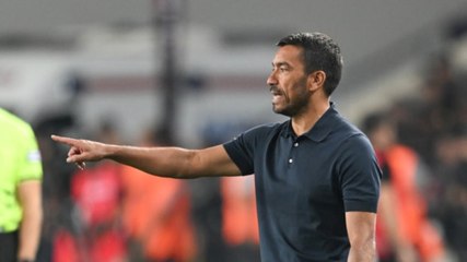 Télécharger la video: Giovanni Van Bronckhorst'tan Semih Kılıçsoy sorusuna yanıt