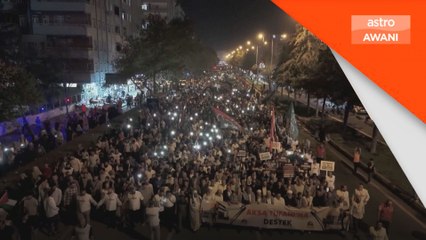 Ratusan rakyat Turkiye berarak tanda solidariti ke atas Gaza