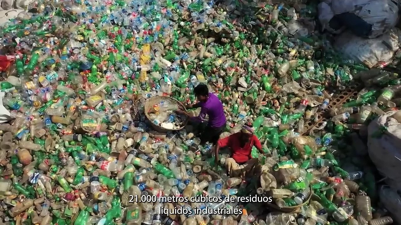 LA VIDA EN BANGLADESH ! -  LA TIERRA DEL CAOS, EL RUIDO, LA CORRUPCIÓN Y LA POBREZA - DOCUMENTAL