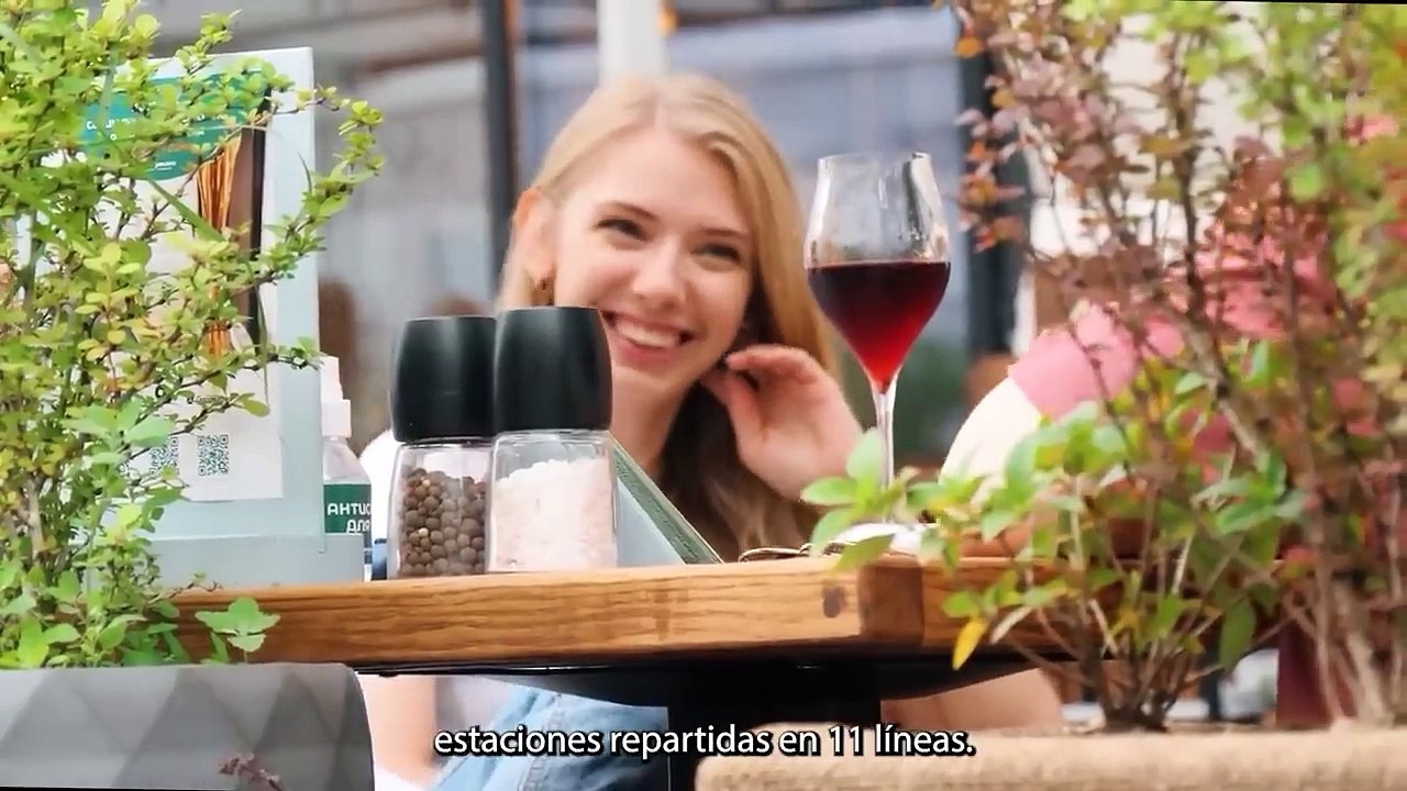 ¡La vida en MOSCÚ & SAN PETERSBURGO RUSIA ! Las Ciudades Donde Viven MUJERES EXTREMADAMENTE HERMOSAS