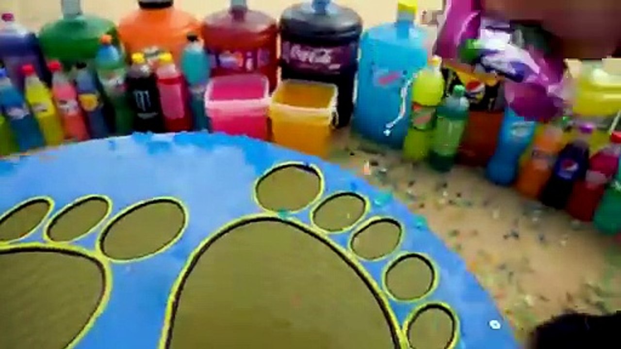 Big Toothpaste Eruption from Feet pit, Balloons of Orbeez, Giant Pepsi, Fanta, Coca Cola vs Mentos