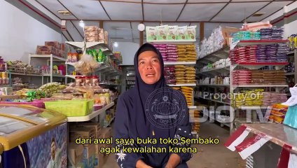 Manik Kusmiyati dari Badau, Perbatasan dengan Lubok Antu, Sarawak, Malaysia di Kabupaten Kapuas Hulu, Provinsi Kalimantan Barat, Mengakui, Kucuran Kredit Usaha Mikro Kecil dan Menengah,Membuat Usaha Berjualan Sembilan Bahan Joko Maju