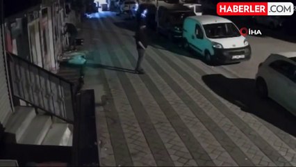 Sultangazi'de Motosiklet Hırsızlığı Güvenlik Kamerasında