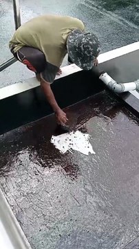 Cara Memperbaiki Dak Beton Bocor dan Rembes Dengan Menggunakan Aspal Cair