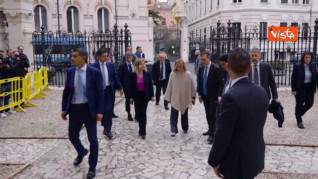 La premier Meloni partecipa alla commemorazione del 7 ottobre alla sinagoga di Roma