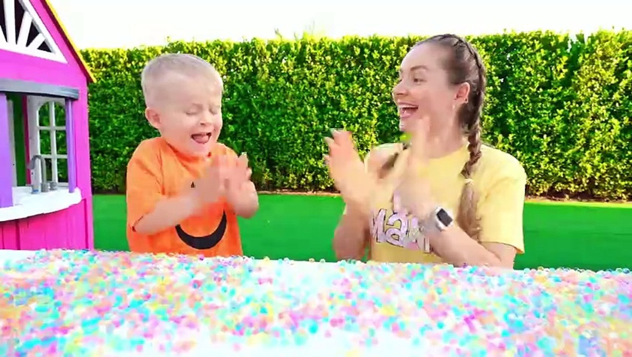 Oliver's Airplane Flying Adventures and Other New Stories