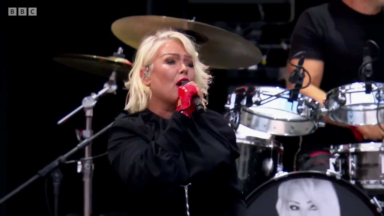 Kim Wilde - Kids In America & You Keep Me Hangin’ On  (Radio 2 in The Park 2024)