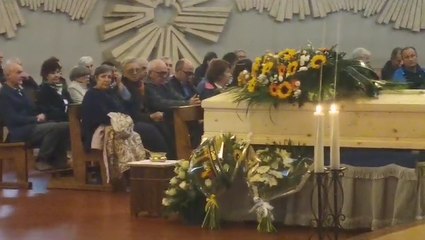 L'ultimo saluto commosso dei roveretani a Roberto Rigotto