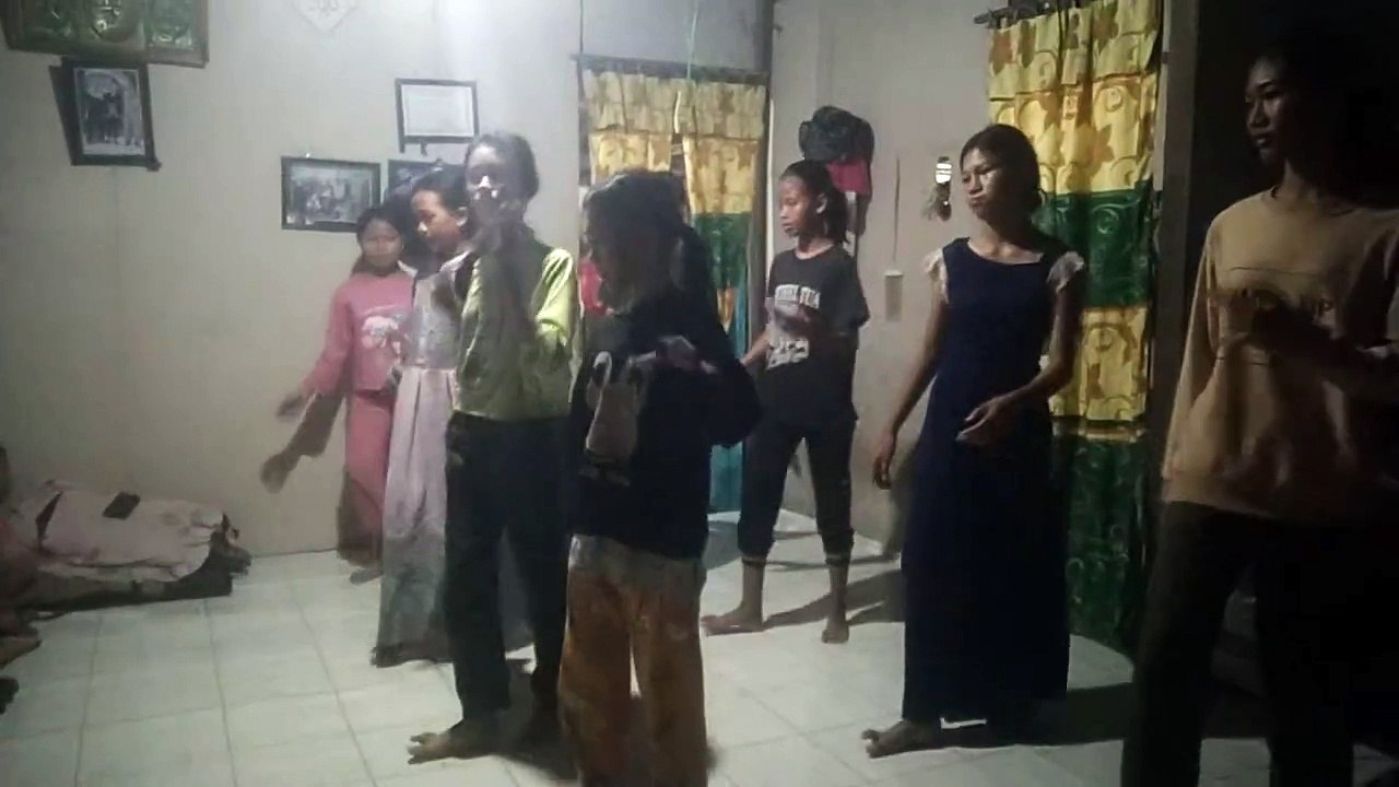 Melestarikan Tari Ronggeng Bawe Balik Nan