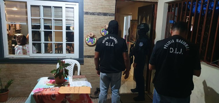 Aprehenden a personas dedicadas a extorsionar a obreros para inscribirse en un sindicato