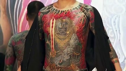 No Comment. Dans son plus complexe appareil : la foire de tatouages à Hong Kong