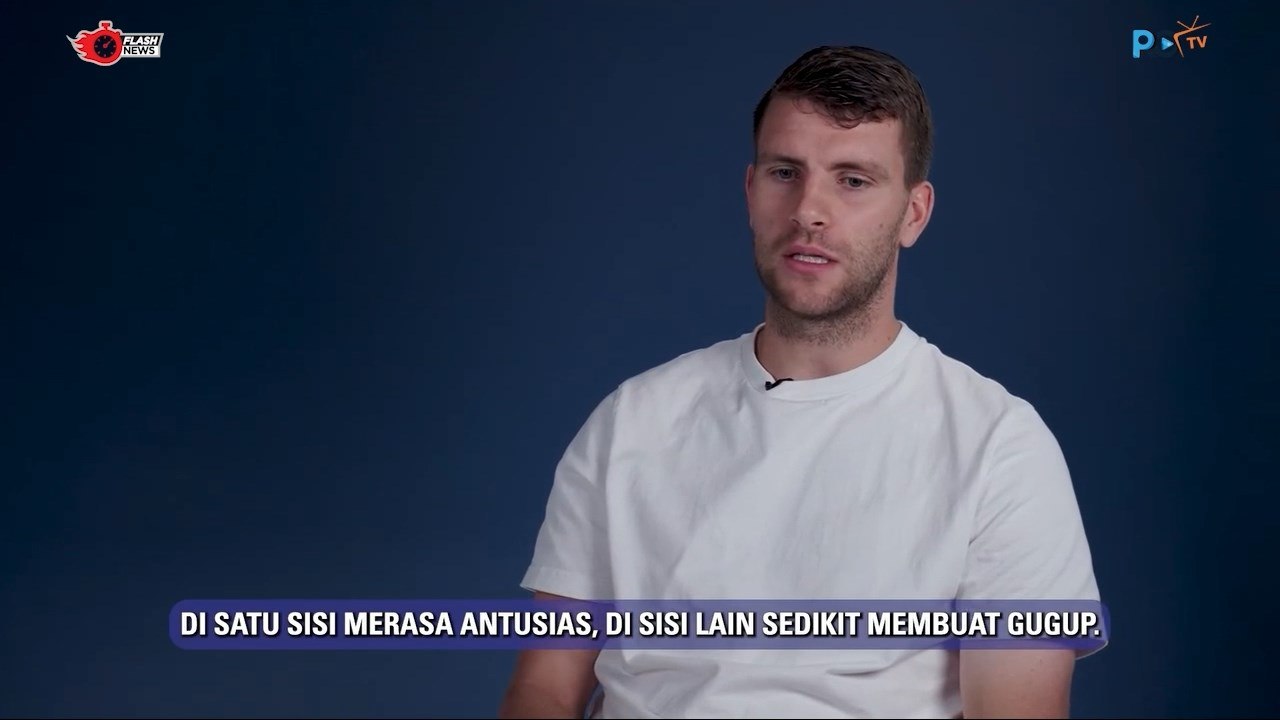 Cerita Kiper Timnas Indonesia Maarten Paes Saat Tampil Perdana Bersama Timnas Indonesia