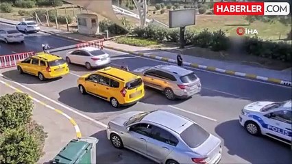 İzmir'de 18 Kilo 500 Gram Külçe Altın Kaçakçılığı Ortaya Çıkarıldı