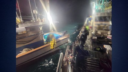 통영 매물도 해상에서 어선-석유 운반선 충돌...2명 부상 / YTN