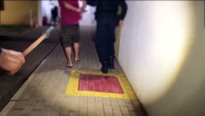 Homem que estaria ameaçando pessoas com barra de ferro é detido pela GM