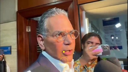 General Paulino Sem tras interrogatorio en la PGR