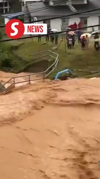 31 housed at relief centre following floods, landslides in Cameron Highlands