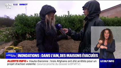 "On est en train de tout mettre en place pour éviter que ça rentre dans la maison": cette habitante de Dagneux, dans l'Ain, protège son habitation des inondations