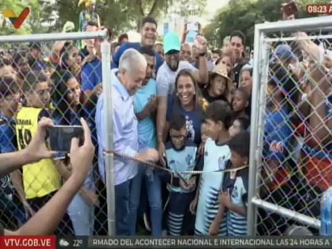 Miranda | Gob. Elio Serrano inaugura cancha deportiva “Francisco de Miranda” en Ocumare del Tuy