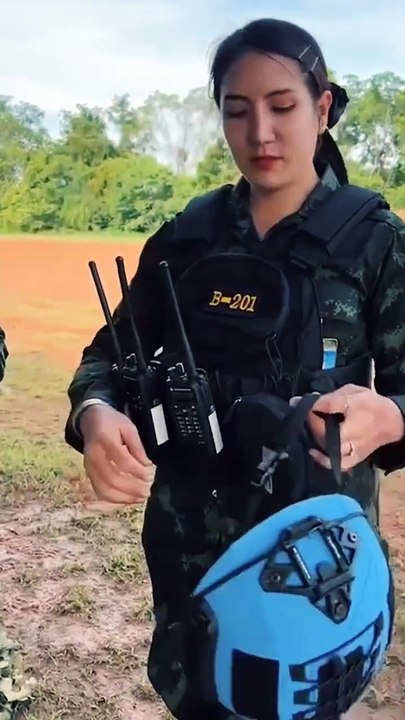 Dont undersestimate the power of girls _youtubeshorts _army _military(720P_HD)