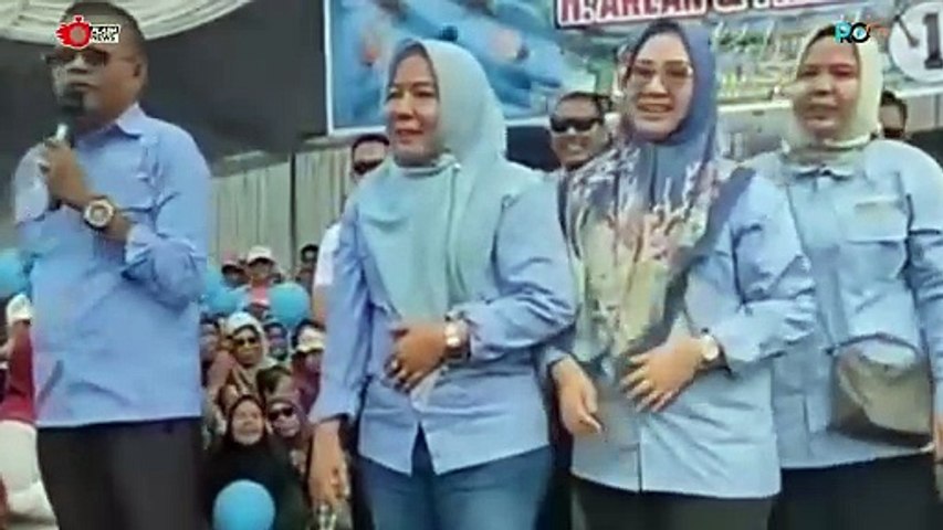 Viral! Calon Wali Kota Prabumulih H Arlan Pamerkan Empat Istri di Kampanye