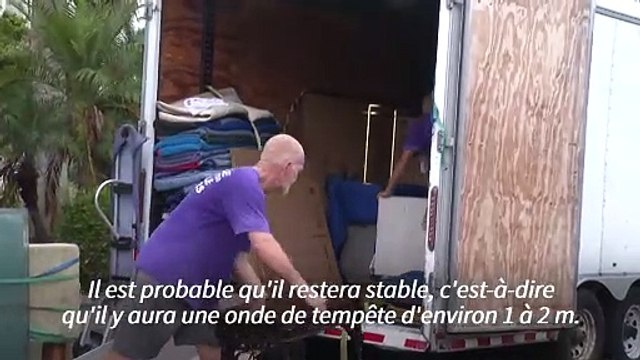 Floride: après Hélène, des habitants se préparent à affronter l'ouragan Milton
