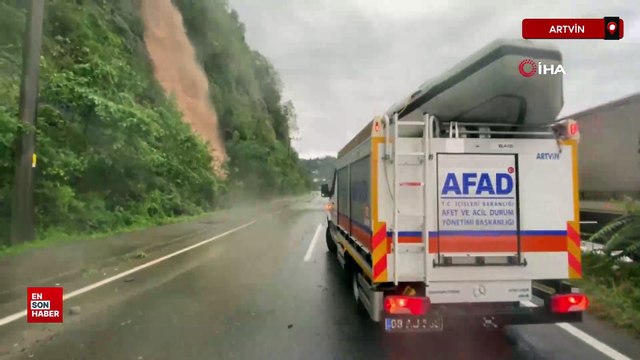 Artvi'de şiddetli yağışlar Artvin'in Hopa ve Arhavi ilçelerinde etkili oldu