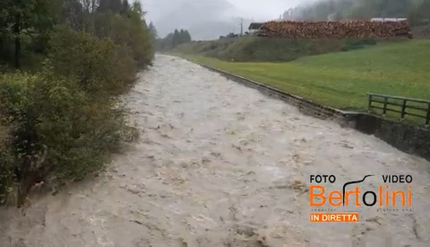 In val di Sole la piena del torrente Vermigliana fa paura