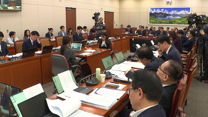 외통위 대북전단 공방..."표현의 자유" vs "통일부 직무유기" / YTN