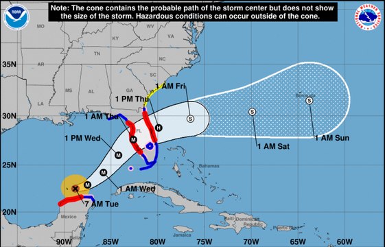 Milton se degrada a categoría 4 y Florida llama a evacuar ante llegada de huracán
