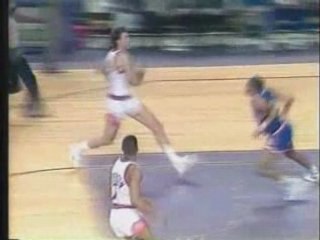 TOM CHAMBERS PAR DESSUS MARK JACKSON