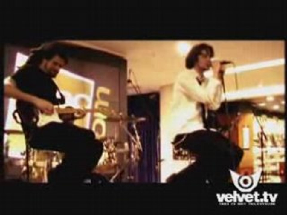 AqMe acoustic Fnac - Tout à un details près