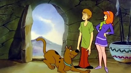 The New Scooby-Doo Mysteries l S01 l E01 l Scooby The Barbarian - No Sharking Zone l 1-5 l