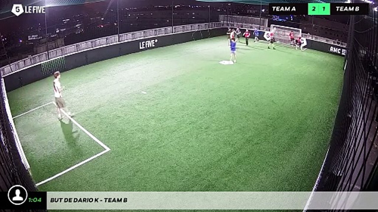 But de Dario K - Team B