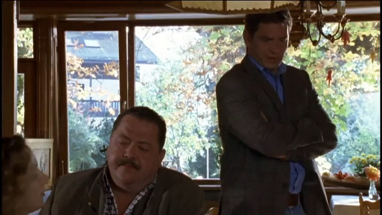 Die Rosenheim-Cops (114) Staffel 7 Folge 18 - Der süße Tod