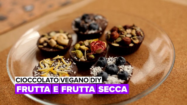 Cioccolato vegano DIY: Frutta e frutta secca