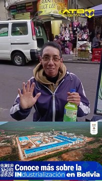 David, joven emprendedor con productos artesanales