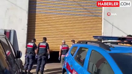 Adana'da 1 Milyon 125 Bin Lira Değerinde Kaçak Alkol Ele Geçirildi