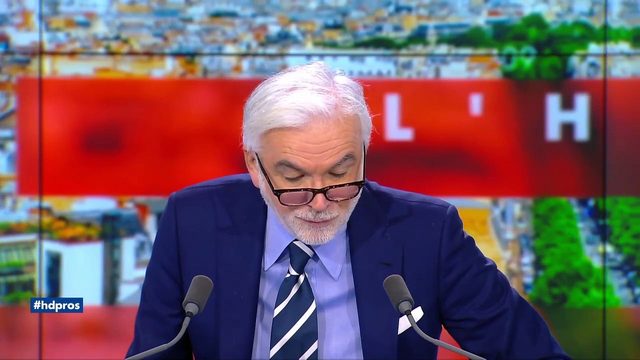 Édito Pascal Praud - Enseignante giflée à Tourcoing : «Ce qui est en jeu c'est une revendication communautaire»