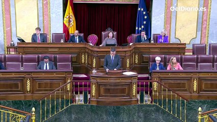 Sánchez: "La derecha y la ultraderecha quieren que la armada deje de auxiliar náufragos y se dedique a hundirlos”