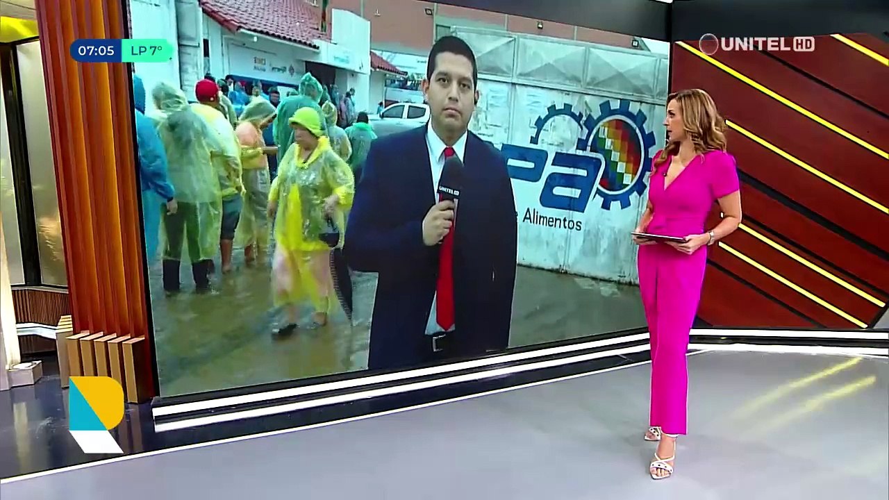 En medio de la lluvia y con calles inundadas, las filas persisten en Emapa