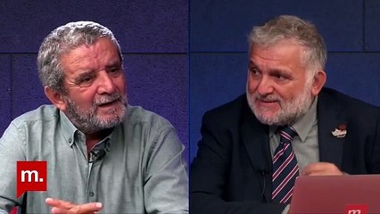 Mümtaz'er Türköne ( @Mumtazer ): "Ben cemaat mensuplarını cezaevinde tanıdım. Bir kaymakama, 'İçişleri Bakanlığı'ndan gelen emirle, cemaatten gelen emir birbiriyle çelişirse ne yaparsın?' diye sordum. 'Cemaatten gelen emri yerine getiririm' dedi"