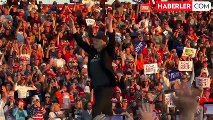 Elon Musk: "Milyarderler, Epstein'in müşterilerini açıklayacağı için Trump'ın kazanmasından korkuyor"