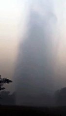 Annone come l'Islanda: un geyser nel cielo
